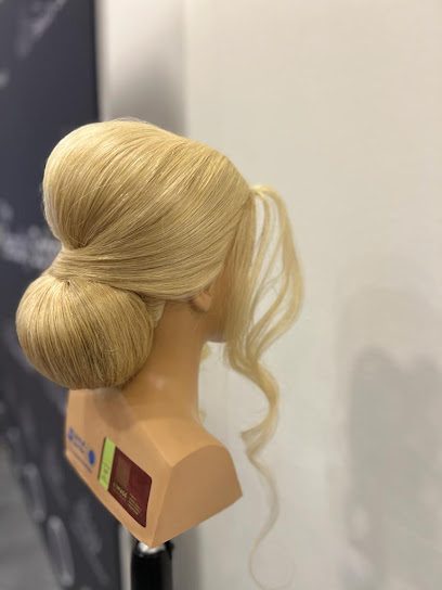 Anastasia Beauty Hair Style