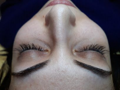 Andreea Boldeanu Eyelashes
