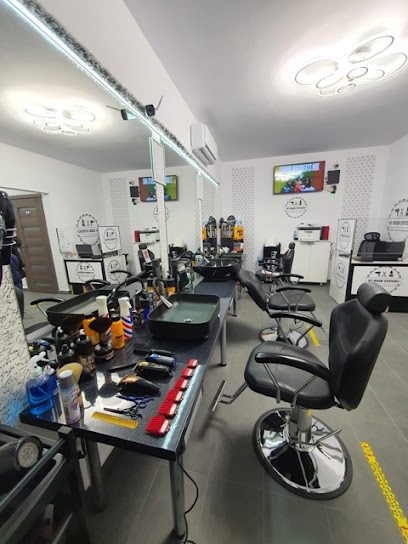 B7 Hair Studio - Frizerie. Barber Shop. Manichiura. Pedichiura. Fundeni