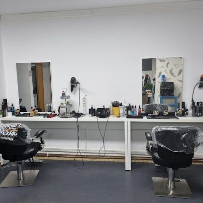 Carlin Magic salon