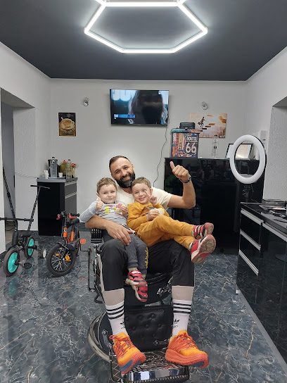 Cirly the Barber