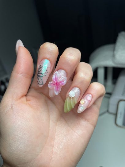 Delia’s nail art | Unghii cu gel | Manichiura Rovinari