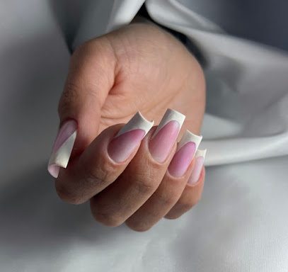 EVELINA PETRE NAIL ACADEMY