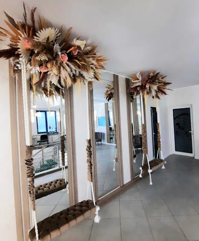 FRIZERIE/COAFOR GLAM STUDIO