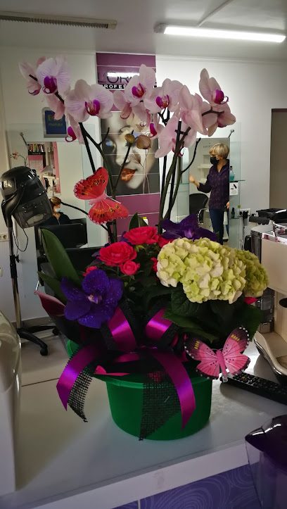 Guapa Salon
