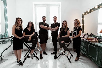 Hairitage La Maison De Beaute