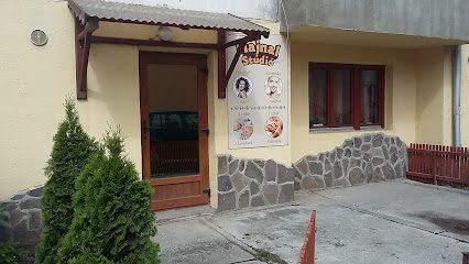 Hajnal Stúdió