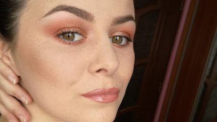 Honey make-up