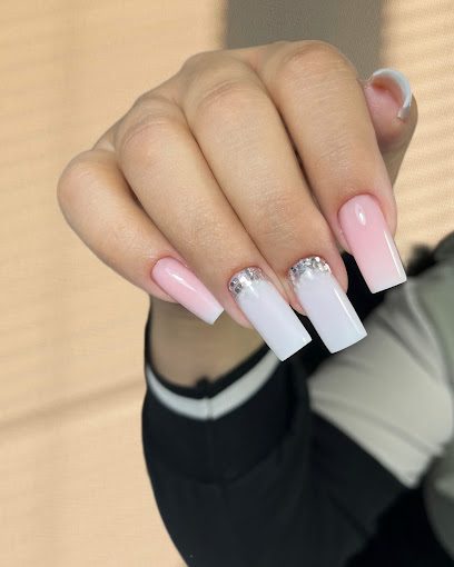 IZABELA CIMPOI NAILS ACADEMY