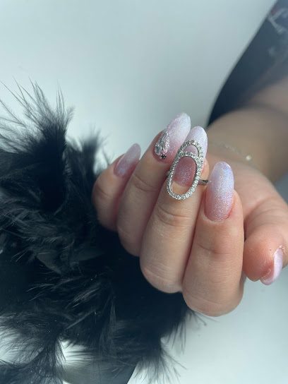 Lory Nails and beauty salon