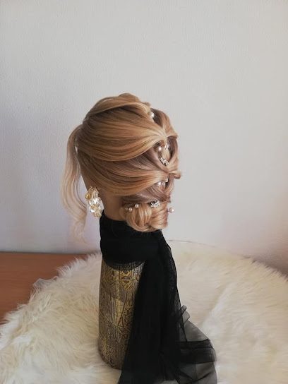 Marcela Gavriliță coafeză