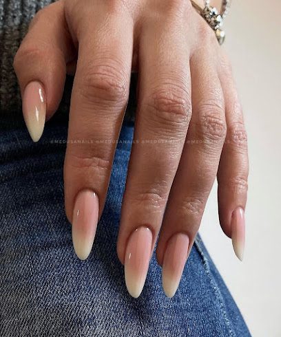 Medusa Nails