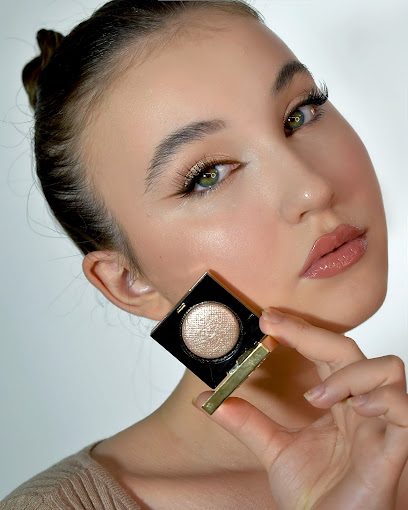 MihaElla Bratu MUA