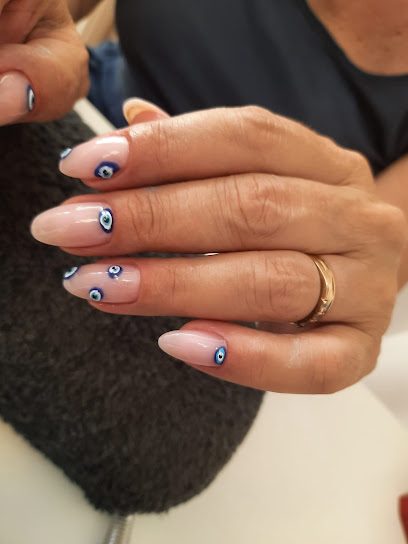 Nails Bragadiru
