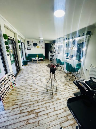 Negrea Salon