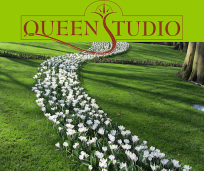 Queen Studio
