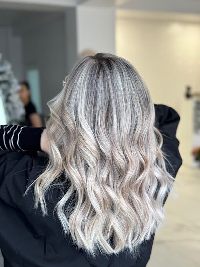 Salon AVOICU