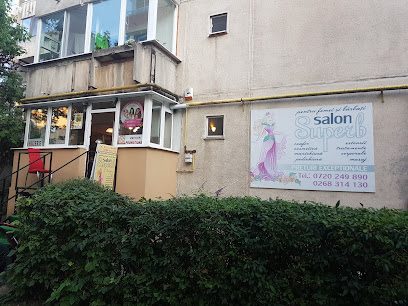 Salon Superb