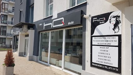 Salon hQ Studio