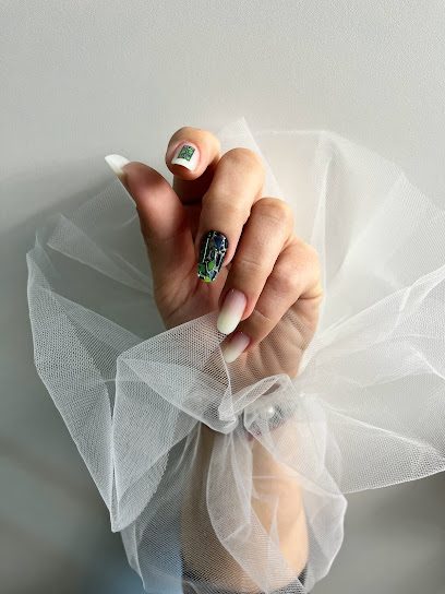 Salon infrunusetare - Green Studio by Linda Petric